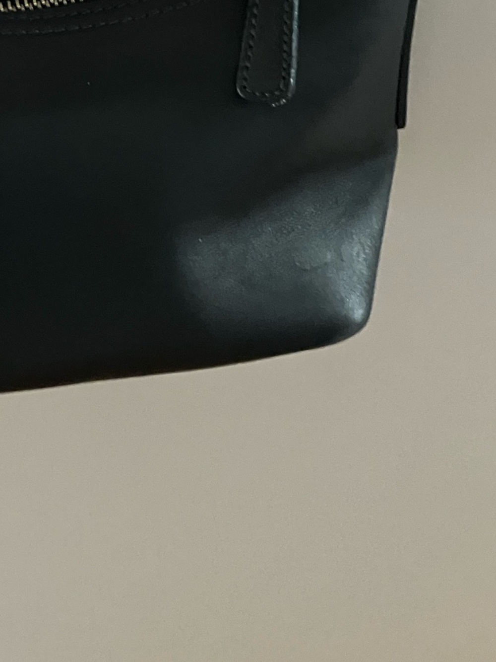 Vintage Coach Black Leather Mini Wristlet Pouch - Picture 6 of 16